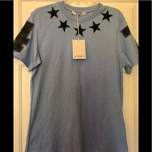Givenchy man’s star patch t-shirt
